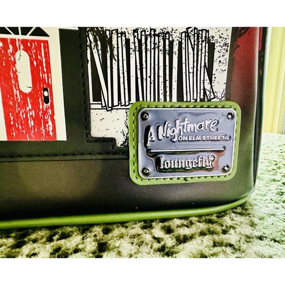 *NEW* Loungefly- A Nightmare on Elm Street Freddy Mini-Backpack Exclusive - Picture 8 of 8